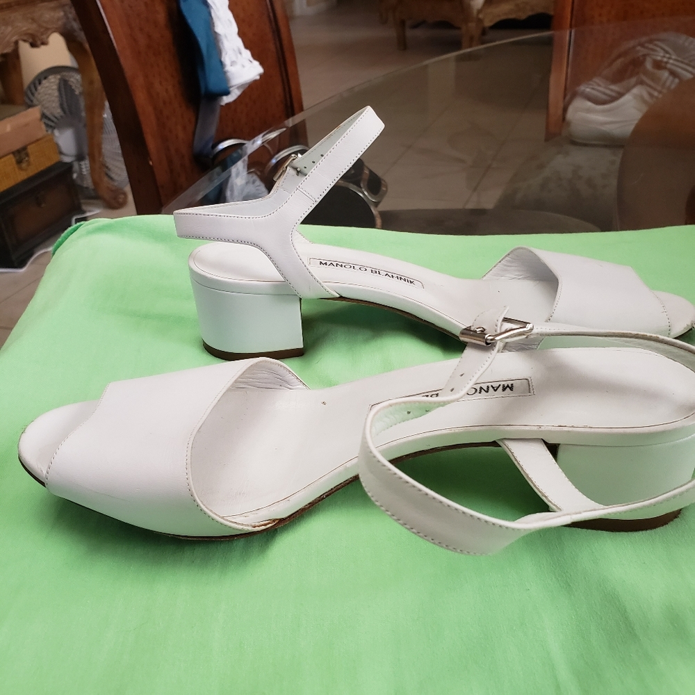 Manolo Blahnik sandals .silver an white Each 125 - Picture 10 of 16